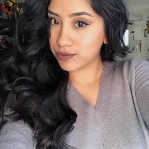 Meet your Posher, Jasmine